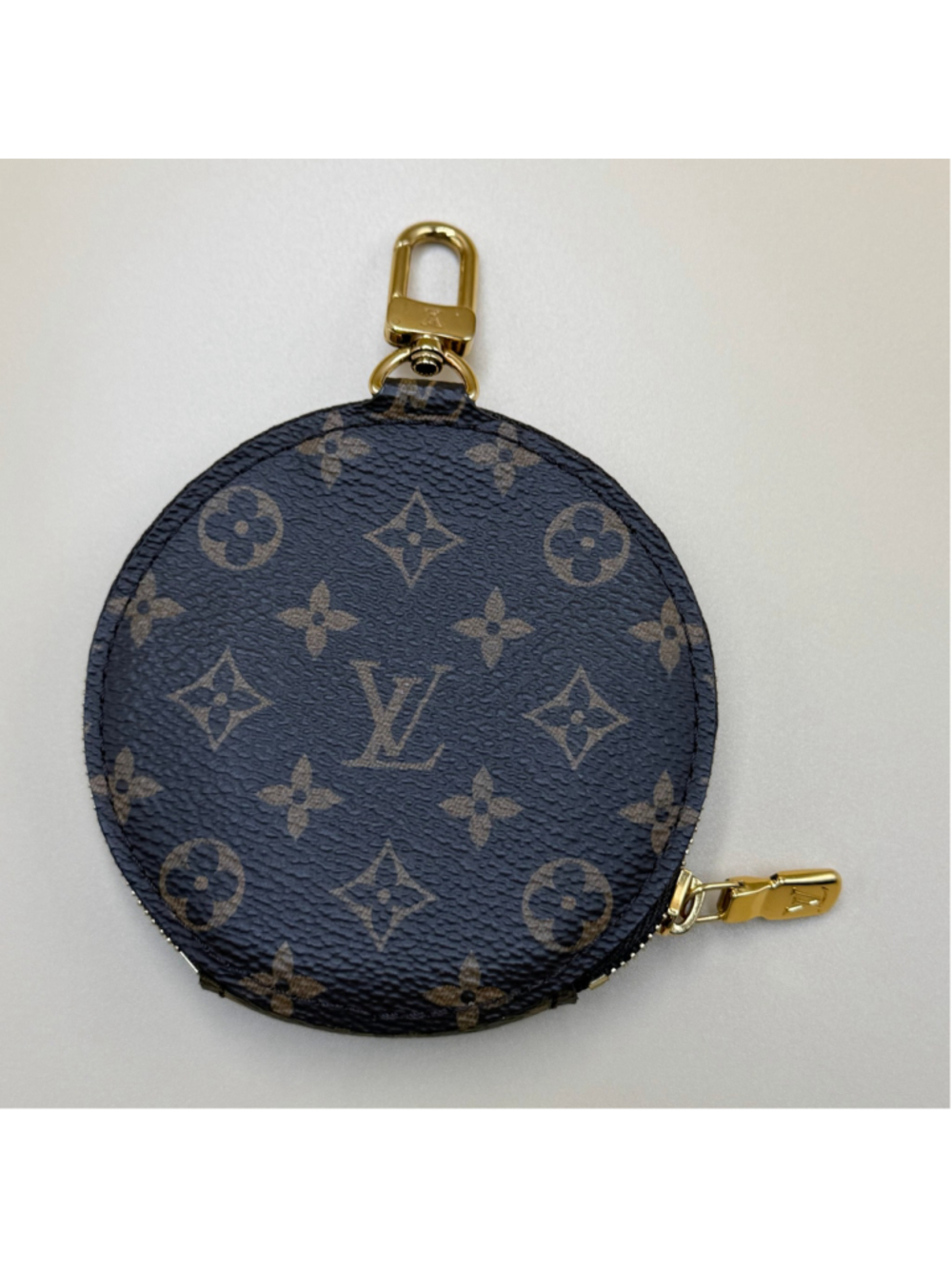 Louis Vuitton Monogram Brown Coated Canvas Round Coin Purse w Gold Authenticated